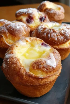 Sparkling Grape Juicecas Portuguese Popovers