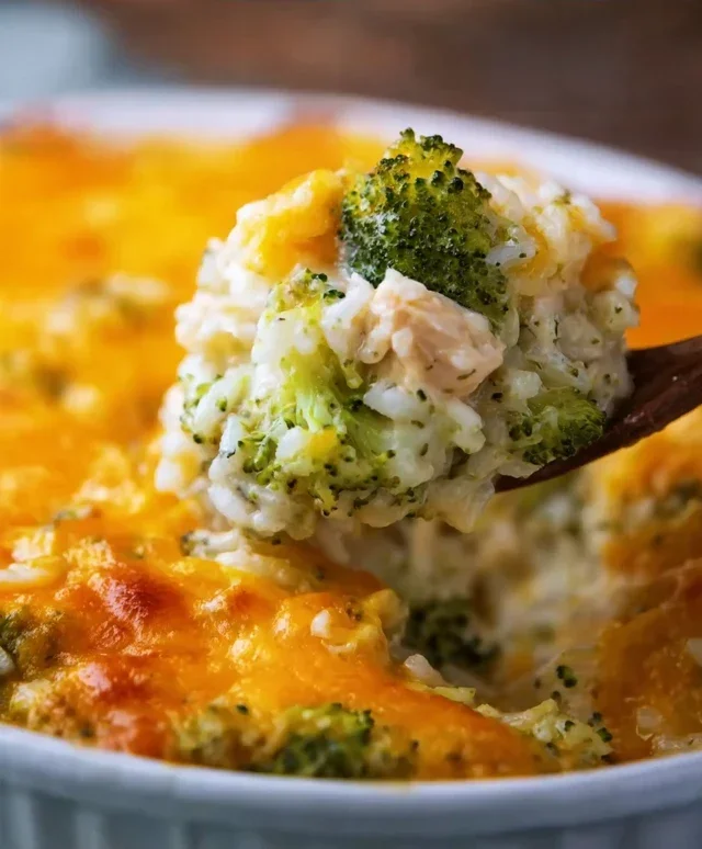 Creamy Chicken Broccoli Rice Cheese Casserole