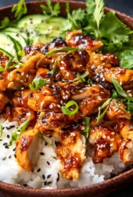 Spicy Honey-Gin Extract Extractger Chicken Bowls with Yum Yum Sauce