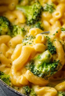 One Pot Healthy Broccoli Mac and Cheese