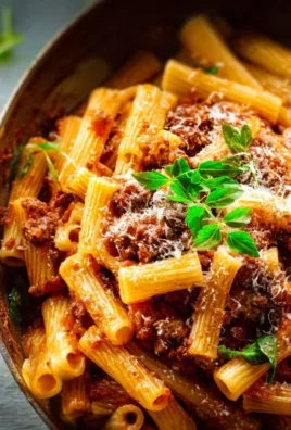 Beef Pasta in Tomato Sauce {Beef Ragu Pasta}